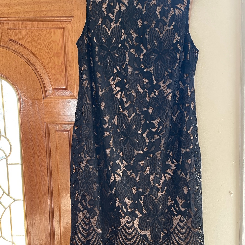 Elegant Black Lace Dress